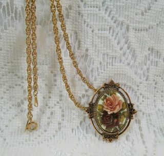 . 99 Gorgeous Vtg Sarah Coventry Victorian Rose Cameo Inspired 24 " Necklace
