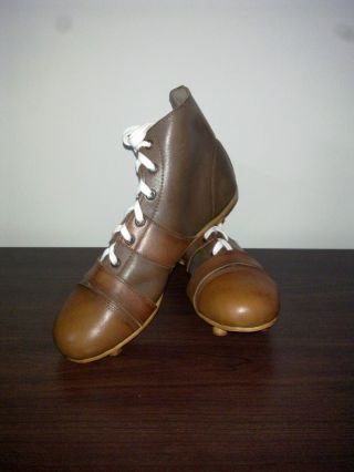 Geoffrey | Vintage Tan & Dark Brown Leather Football Rugby Shoes | Retro Star