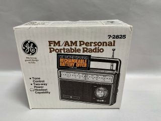 Vintage Ge General Electric Model No.  7 - 2825 Am/fm Portable Radio (a10)
