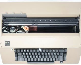 Vintage IBM Selectric III Self Correcting Business Typewriter Tan 1981 2