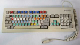 Commodore Amiga Custom Colored Keyboard Model Kkq - E94yc Sn Mt - 9007g