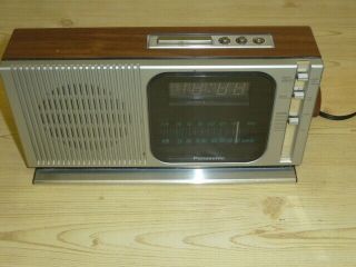 Vtg Panasonic Clock Radio Rc - 205 Alarm Am Fm Band Digital Display Rd9849