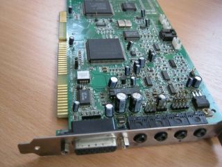 Creative Labs CT3665 - A1 Sound Blaster AWE32 Value ISA Sound Card 2