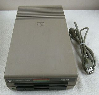 Commodore 64 1541 Floppy Disk Drive 4