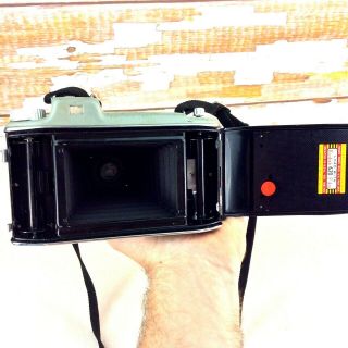 Vintage Eastman Kodak Tourist Camera Kodet 86mm f/12.  5 Lens Flash Kodon Shutter 6