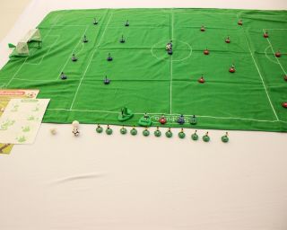 Subbuteo Vintage World Cup France 1998 Edition Table Top Football Game Soccer 4