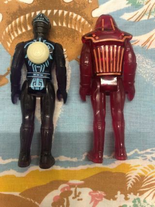 1982 VINTAGE TOMY TRON AND RED WARRIOR action figures from movie TRON With Disc 2