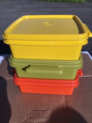 Vintage Tupperware Square Sandwich Snack Keepers Set Of 3.  Euc
