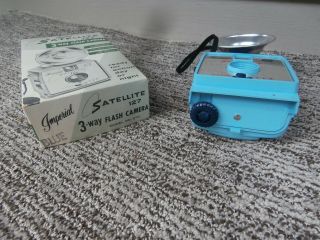 Imperial Satellite 127 Camera with flash adapter - Rare Green Plastic - Vintage 4