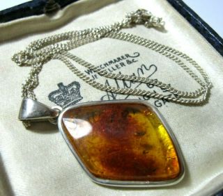 Vintage Jewellery Sterling Silver Real Honey Baltic Amber Large Pendant Necklace