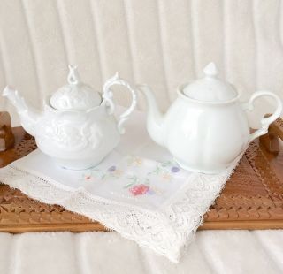 Vintage White Individual Tea Pots 2 Pair Small Single Serve Teapots Little Vtg