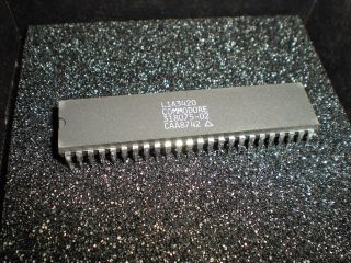 Commodore Amiga 2000 Series 5721 Rev.  A Buster Ic Chip Cbm 318075 - 02.