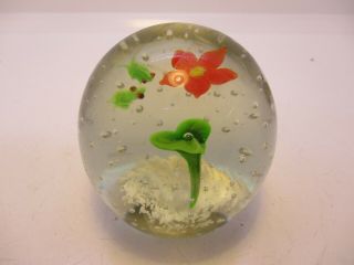 Art Glass Paperweight With Flowers And Two Stylized Frogs Inside it Vintage 3