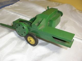 Vintage 1/16 Eska Ertl Farm Toy John Deere Hay Baler 4