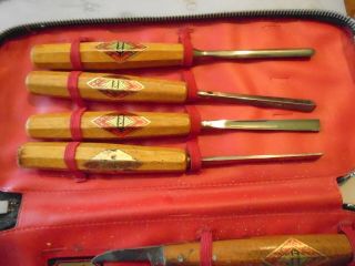 VINTAGE HB BRACHT WOOD CARVING 8 PC TOOL SET IN ZIPPERED CASE GERMANY 8