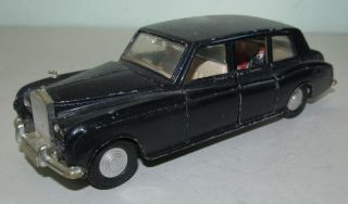 B Vintage Dinky Toys Rolls Royce Phantom V Car With Driver & Passenger Figures