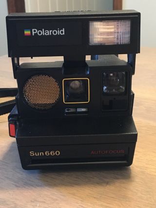 Vintage Polaroid Sun 660 Autofocus Instant 600 Film Camera