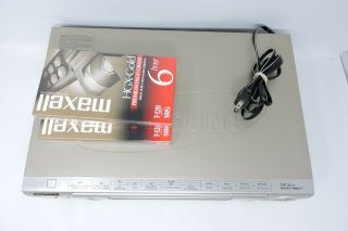SAMSUNG SV - 5000W Worldwide Video Digital Converter VHS VCR NO REMOTE 3