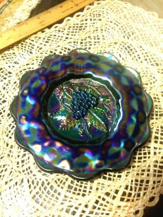 Vintage Imperial Electric Purple Carnival Glass Plate Heavy Grapes 8 Inches