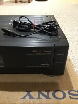 SONY SLV - R1000 S - VHS VCR - VHS Player 4