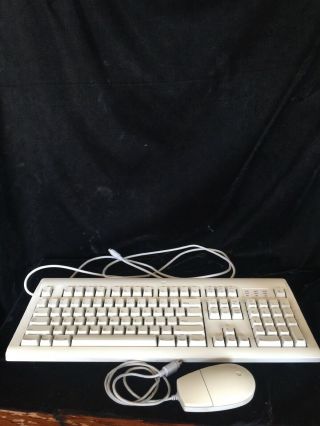 Vintage Apple Design Keyboard Model M2980 & Bus Mouse Ii Model M2706