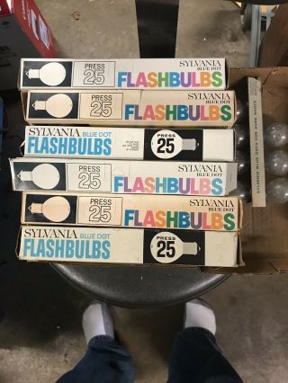 Nos Case Press 25 Clear Sylvania Blue Dot Flashbulbs 6 Boxes Of 12 Plus 7 Xtra