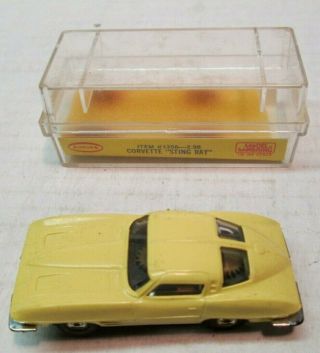 Vintage 1960s Aurora Thunderjet 1356 Yellow Corvette Stingray With Case & Paper