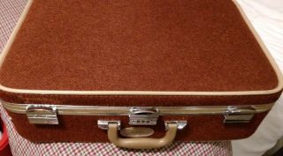 Vintage Skyway Large " Carry - On " Maroon Tweed Suitcase Old Luggage Hard Case