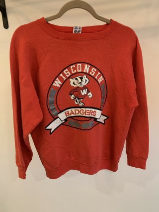 Vintage University Of Wisconsin Badgers Ncaa Sweatshirt Size Large Red Bucky
