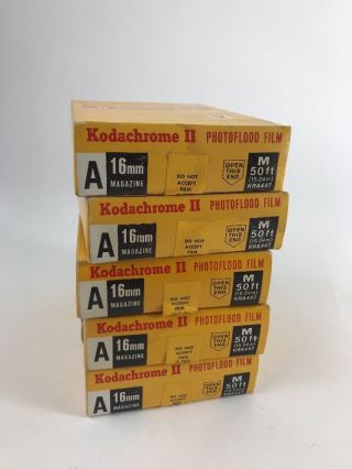 Kodak Kodachrome Ii 8 Color 16mm Movie Film - Type A Photoflood Light