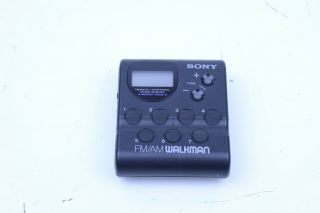Sony Am Fm Walkman Srf - M40w 1990s Vintage