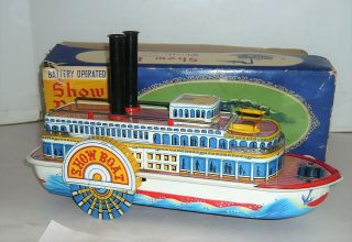 Vintage Japan Tin Battery Operated Show Boat W/box