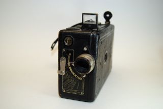 Cine Kodak Model B 16mm Movie Camera W/ Anastigmat 25mm F1.  9 Lens