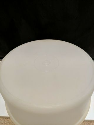 Vintage Large Round Sheer TUPPERWARE Carry All Container 256 W/ Seal Lid 4