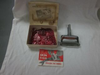 Vintage Townsend Fish Skinner W/box,  Instructions