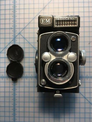 Yashica - Mat Em 120 Film Tlr Camera W/80mm F3.  5 Lens