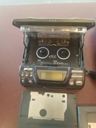 Philips DCC 130 Portable Digital Compact Cassette Recorder/Player 3