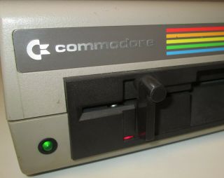 Commodore Model 1541 Vintage Computer Floppy Disk Drive 3