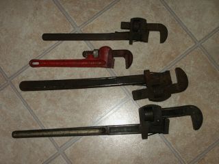 4 Vintage Pipe Wrenches Pexto 24 " Walworth 24 " Fuller 14 " No.  43 & Unmarked 18 "