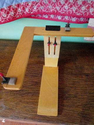 Needle Easel Adjustable Hands Wood Needlework Lap Stand Vintage Made In USA 2