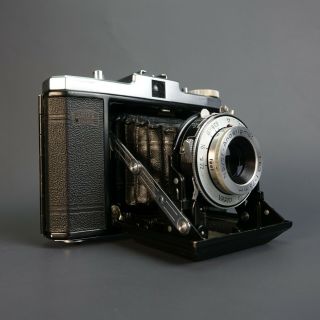 Zeiss Ikon 6x6 Nettar Camera Vario Novar 1:6.  3 75MM Lens W/ Leather Case Germany 2