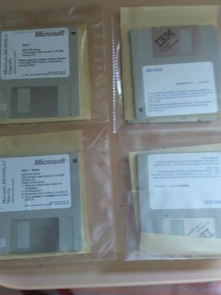 DOS 5.  0 Complete set of 3.  5 inch floppy disks in Vintage packaging,  1992 3