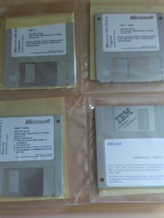 DOS 5.  0 Complete set of 3.  5 inch floppy disks in Vintage packaging,  1992 5
