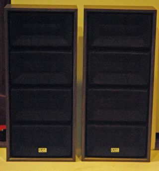 Two Xam Vintage Speakers By Korvettes Products