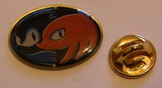 Sonic And Knuckles Sega Nintendo Sega Vintage Pin Badge