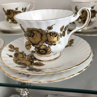 18 Piece Vintage Royal Imperial Bone China Black Gold Roses Tea Set Gilded Cups