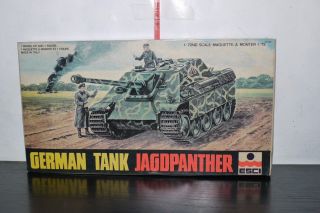 Vintage Esci 1:72 German Tank Jagdpanther Plastic Model Kit 8009