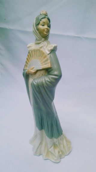 Vintage Lladro Nao Lady With Shawl And Fan Porcelain Figurine 12 " Tall Spain