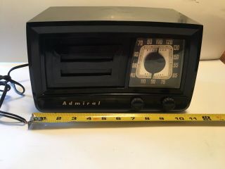 Vintage Bakelite Admiral Radio Model 69c108 Tabletop Radio