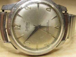Zodiac Vintage Men ' s Jewelry Wrist Watch Automatic Movement 17 Jewels 5